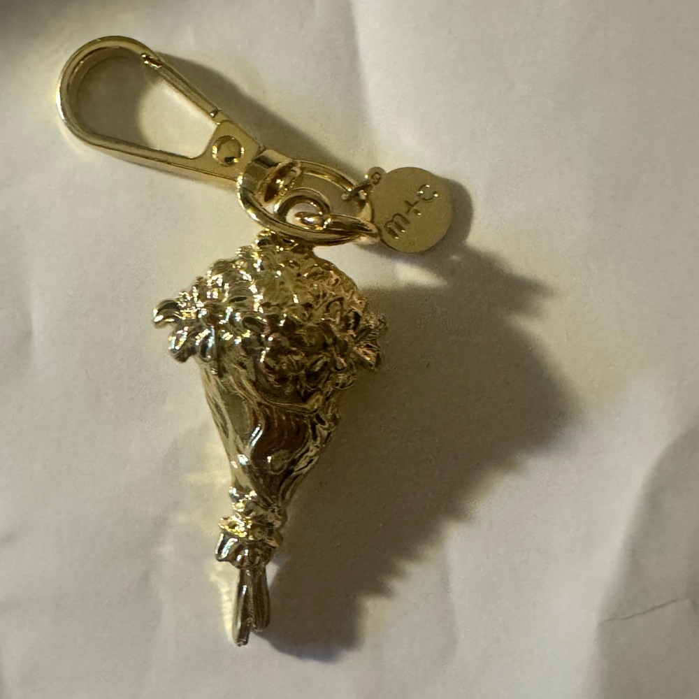 Modern+Chic Floral Bouquet Bag Charm